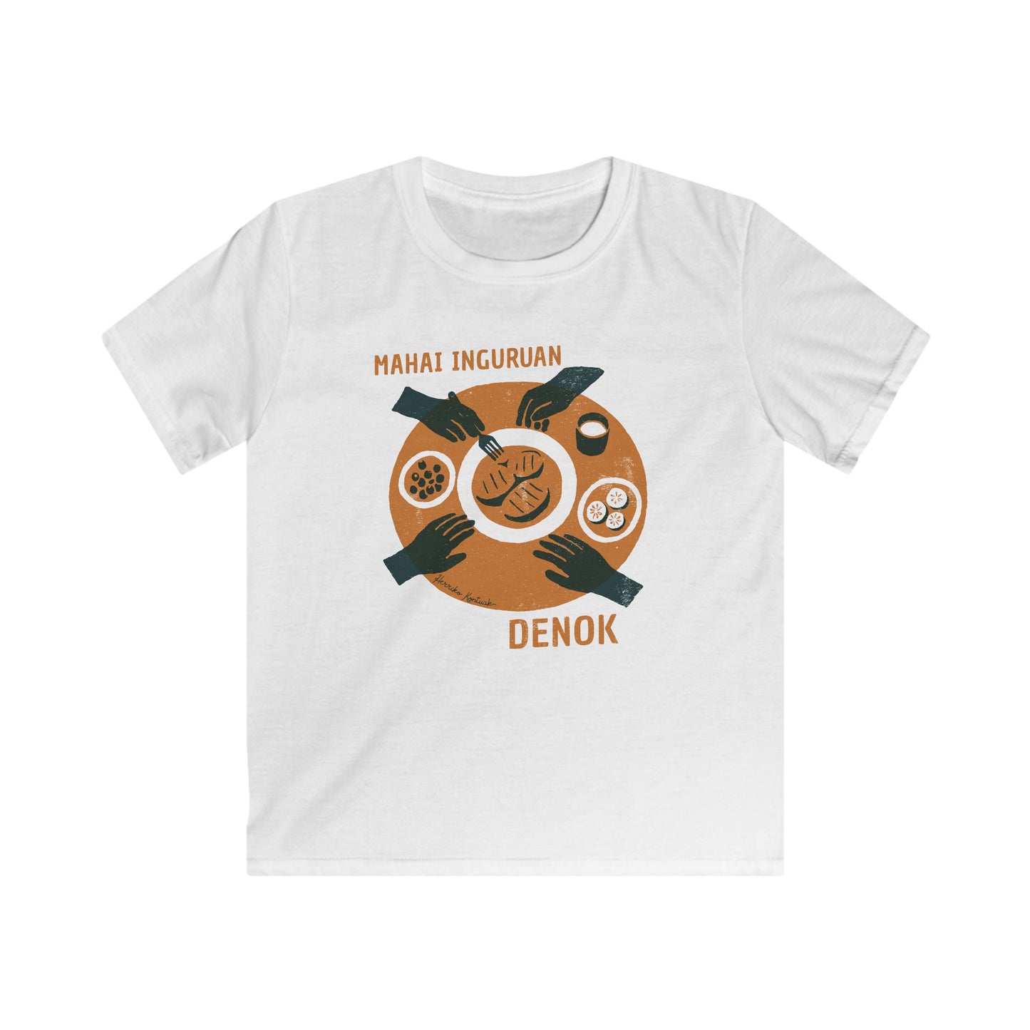 👦🏻👧🏻 Haurrentzako Kamiseta - Mahai Inguruan, Denok